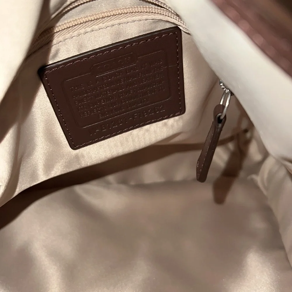 Coach purse - Picture 6 of 7